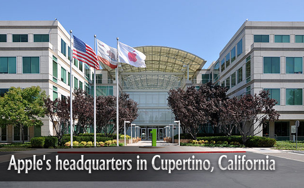Apple's-headquarters-in-Cupertino,-California