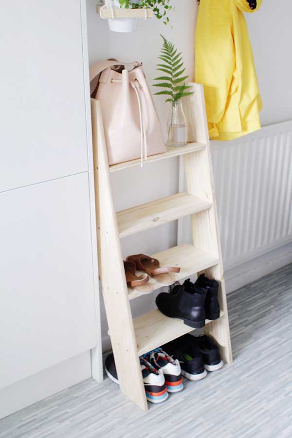 Ladder shelf for small bedrooms
