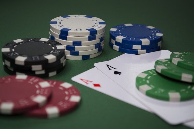 Top 4 benefits of using cryptocurrency in the online casino