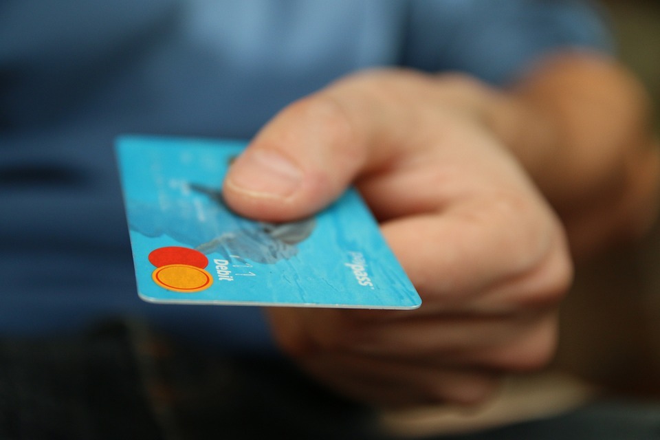 How to Earn More Miles from Credit Card Use