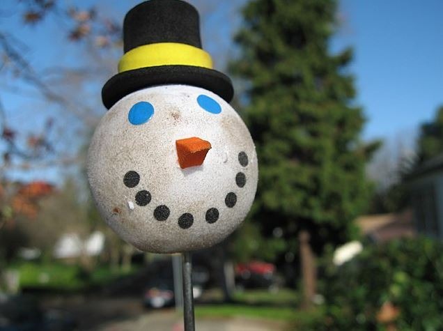 Popular Jack antenna ball (Christmas version).